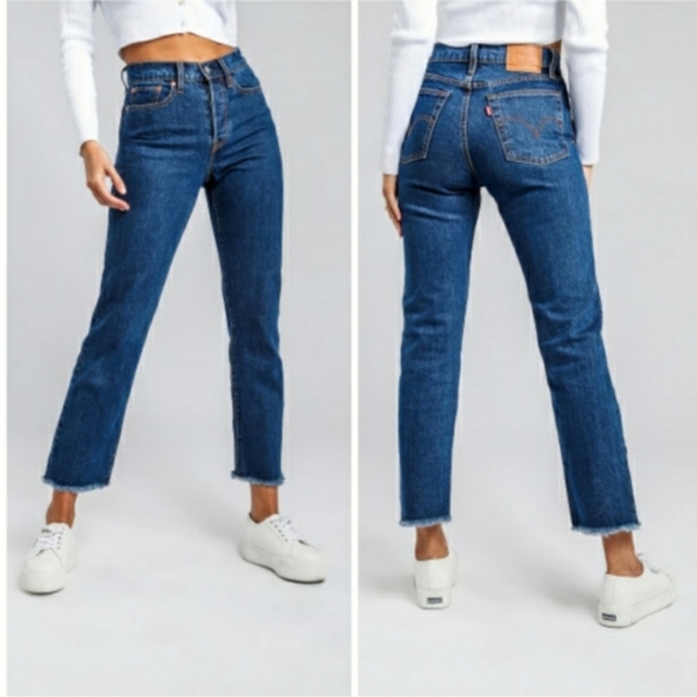 LEVI'S Premium Wedgie Straight Cropped Jeans size 24